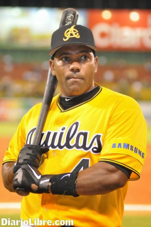 Miguel Tejada nombrado dirigente de la República Dominicana en Premier 12
