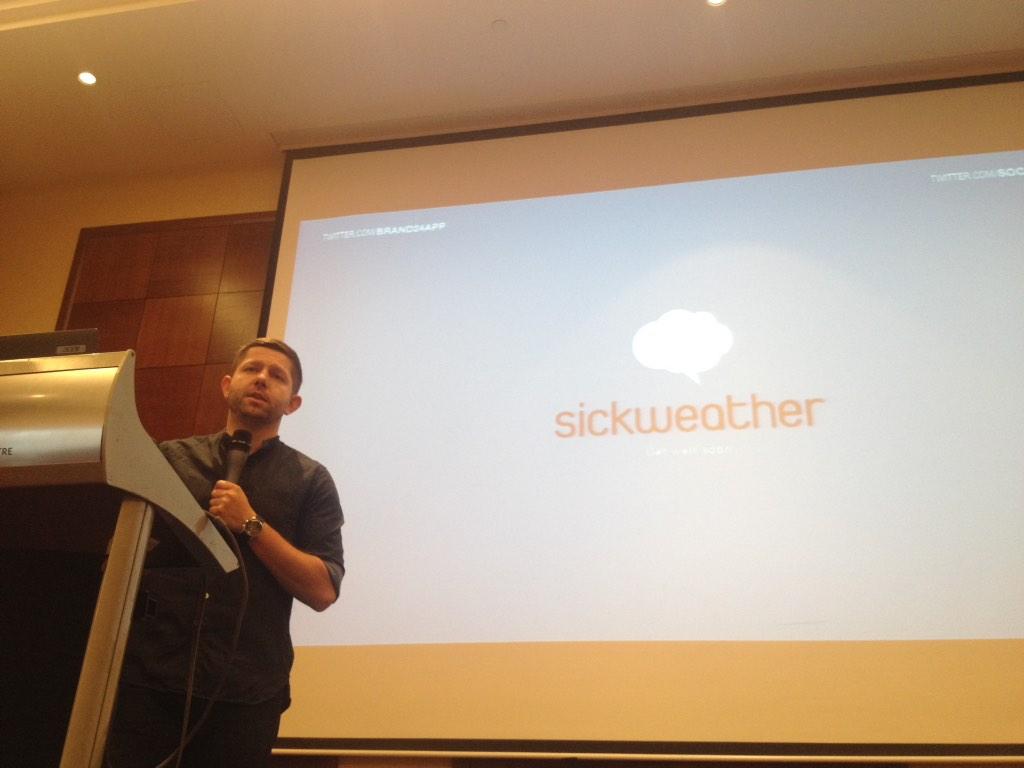 MeetCommercePL's tweet photo. @socialmemos giving a great presentation about Internet content :) #hashtag #mm14pl #timberlake http://t.co/QNLpBU5u0t