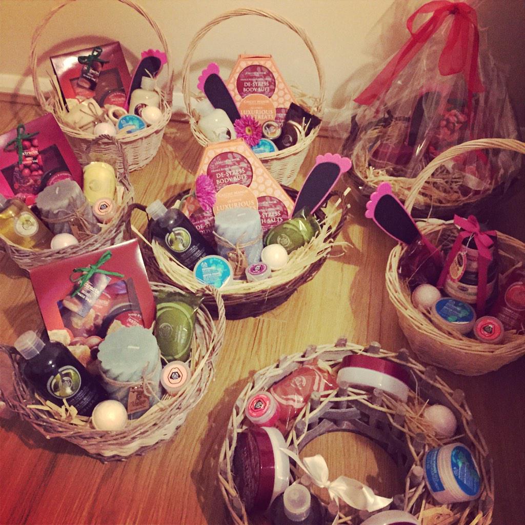 keecreations's tweet photo. Don't know what presents to buy? Get a Hamper for a loved one this christmas!! Contact for more details... http://t.co/yc8RKfb17B
