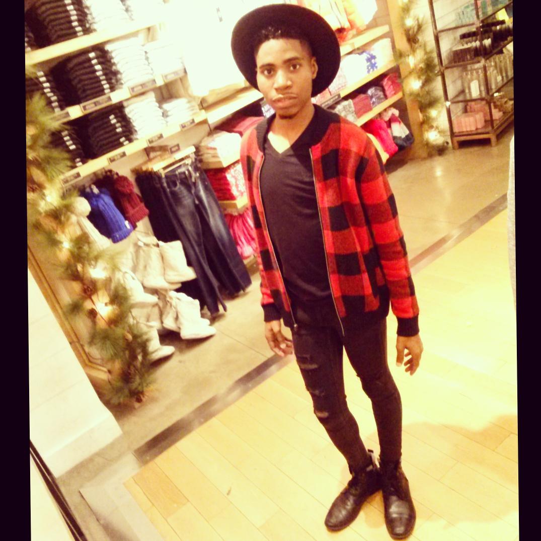 Erech94's tweet photo. I have found my style guys oversized jackets, tight pants and the cherry on top a fedora #aeostyle http://t.co/qw6bha1pQy