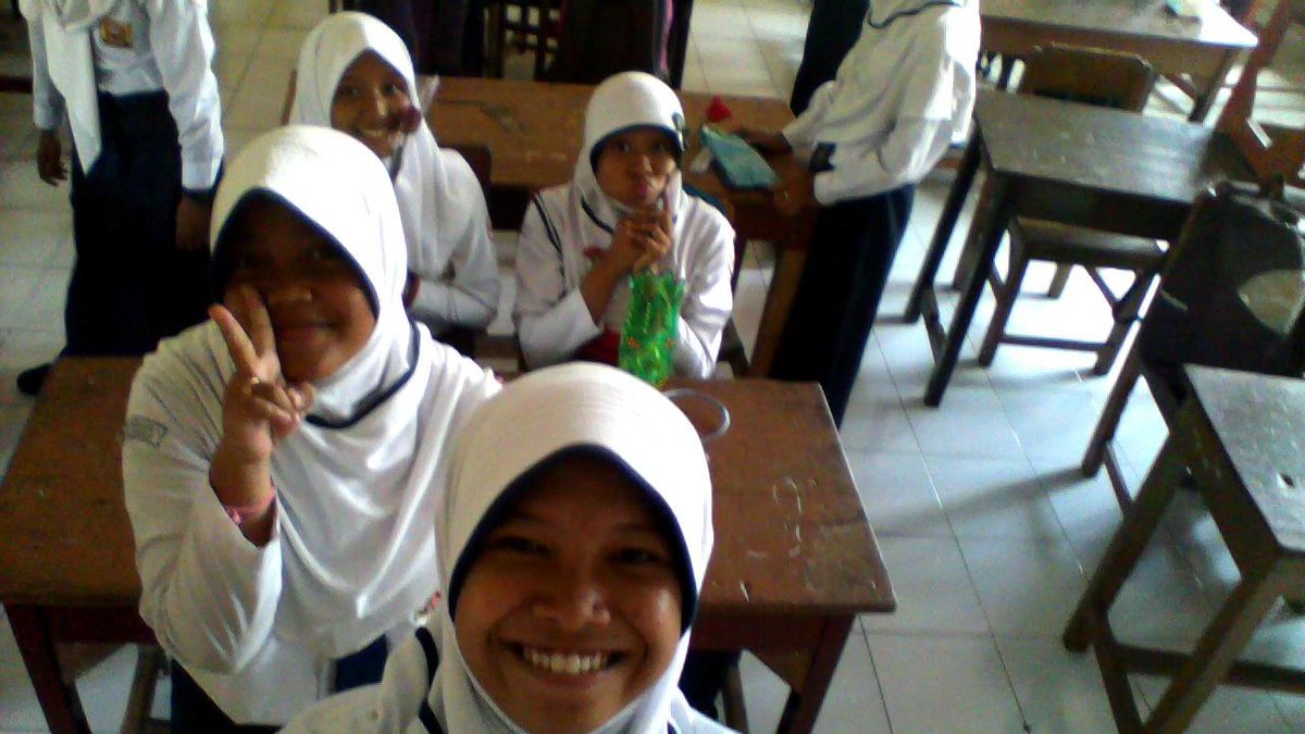 ComVictoria15's tweet image. #ltpst #selasasiang #infinityclass #withimeh :*