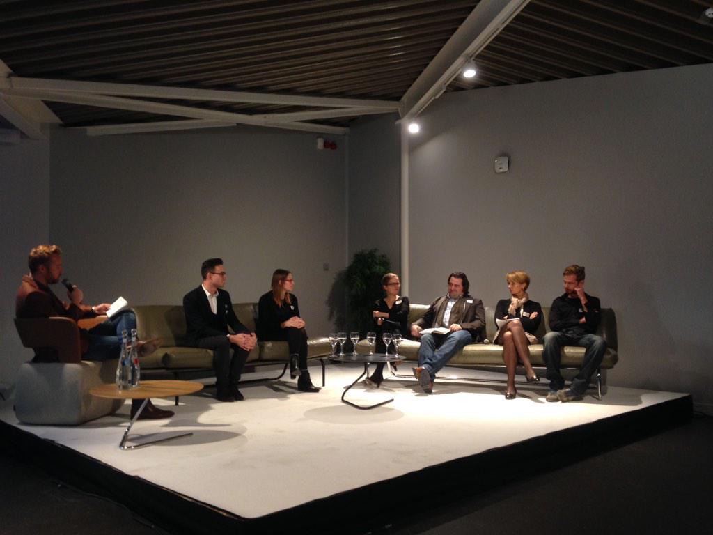 mieckvos's tweet photo. Sterke start van 1ste netwerkevent @DesignregioK #Kortrijk in het mooie kader van @Texturekortrijk http://t.co/1LC2EwScys