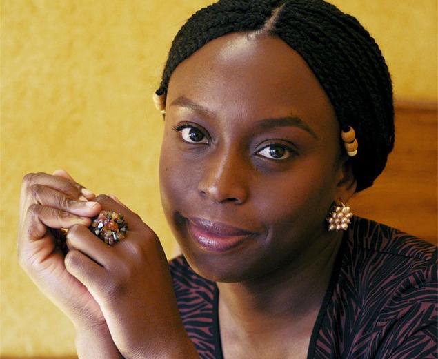 smoda's tweet photo. Una nueva generación de escritoras aspira a definir a la nueva mujer del continente africano http://t.co/ikipamg5iN http://t.co/JJ59JHDZG3