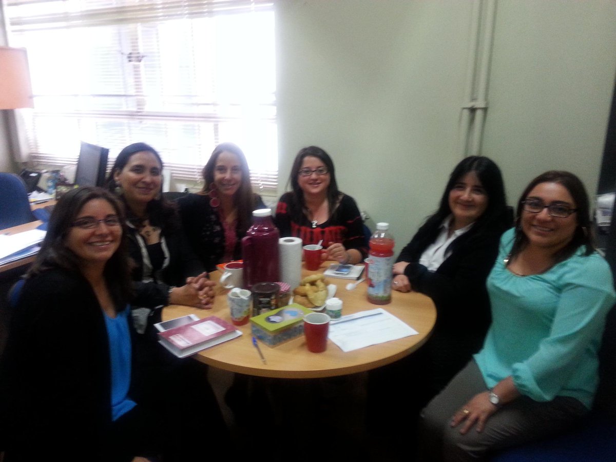 Particip_Minsal's tweet photo. Encargadas de OIRS Servicio de Salud Concepción, junto a @MunozNatacha y Johanna Pozo. http://t.co/XWSXWKh3HN