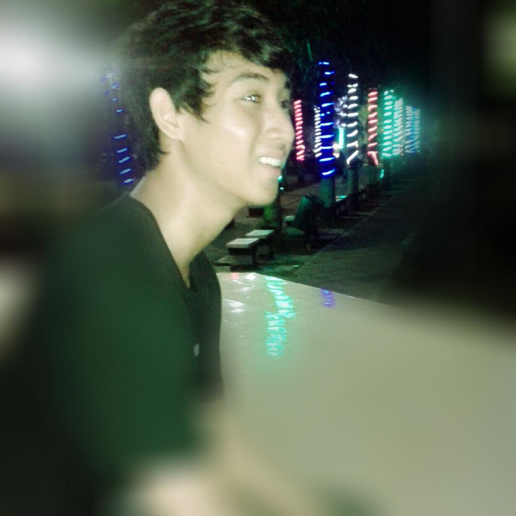 _haand tweet picture