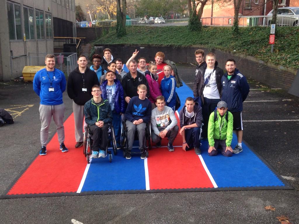 Leeds Athletics Net. tweet media