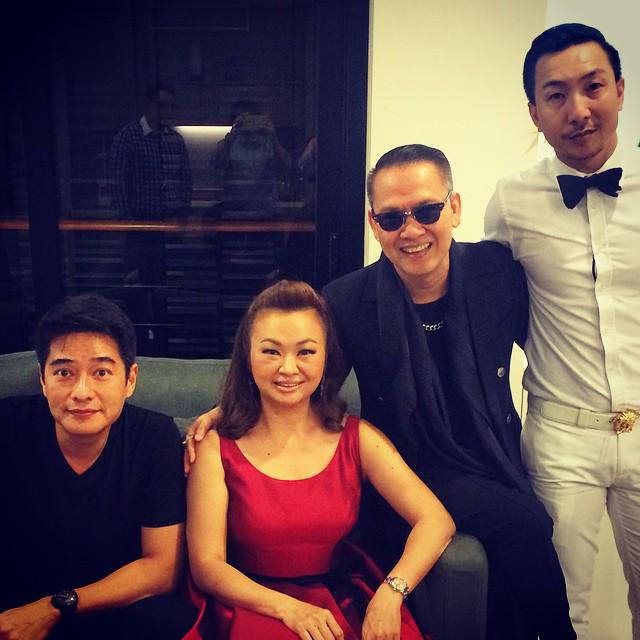 kongclubdotcom's tweet photo. cr.tueslove http://t.co/dM51JpYMPP