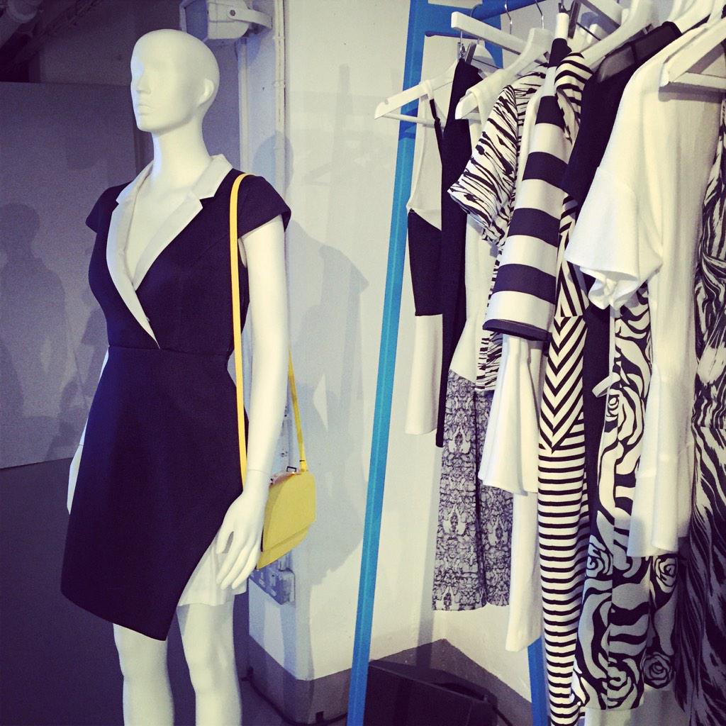 Cosmo_Style_'s tweet photo. Monochrome still a huge trend for #ss15 #companydoespressdays #verySS15 @veryuk http://t.co/hilAIDExay