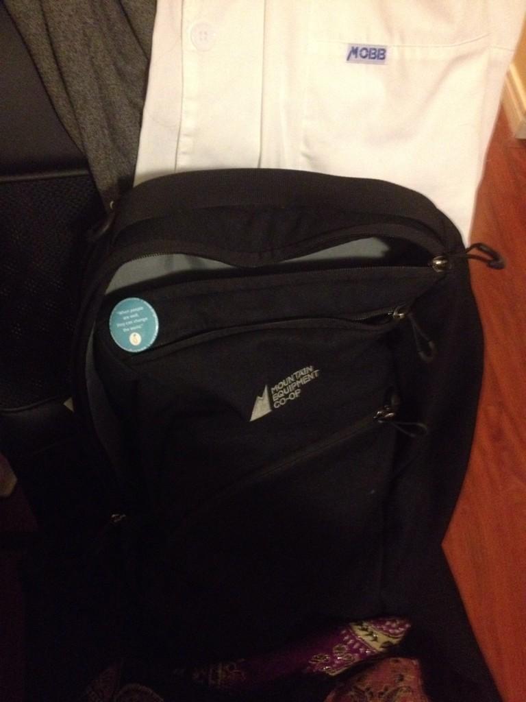 InternKateKlein's tweet image. Off to school @myccnm with #brightalmond #buttonchallenge @brightalmond