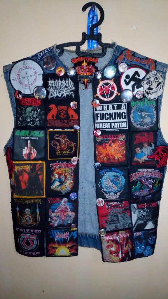 aliemidan's tweet photo. @BattleVestJKT wear battle vest @BandungBerisik http://t.co/zyLyZN9lAW