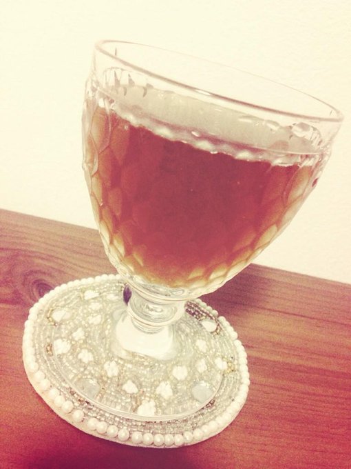 今日の夜からファスティング開始 4日後の朝まで酵素ドリンクとお水だけ。 胃を休める事で脂肪燃焼効果や、体の中の悪い物を出すデトックス効果があるみたい。 初めてだから楽しみ半分、空腹に耐えられるか心配。