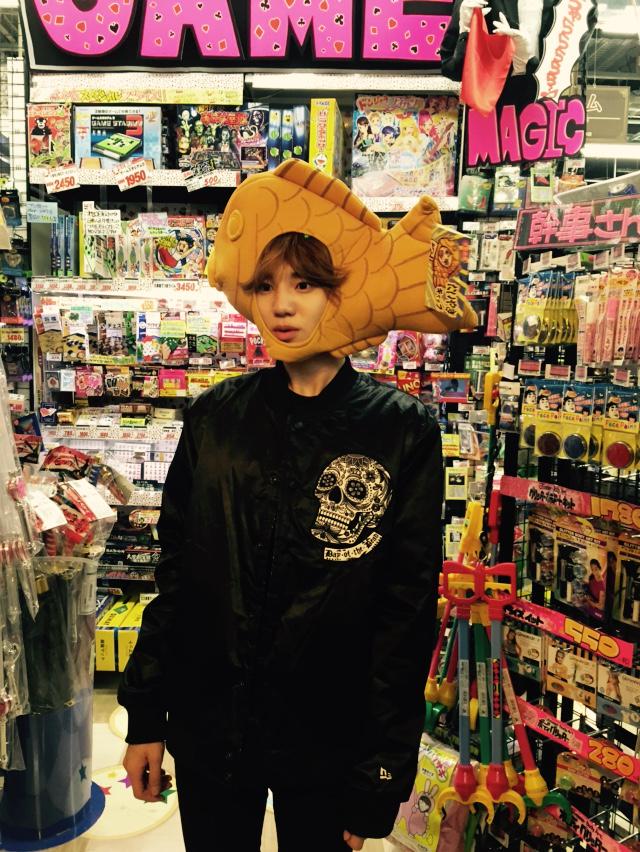 infiniteyounges's tweet photo. 붕어빵.........주세요 http://t.co/rfaT5iMQ5Z
