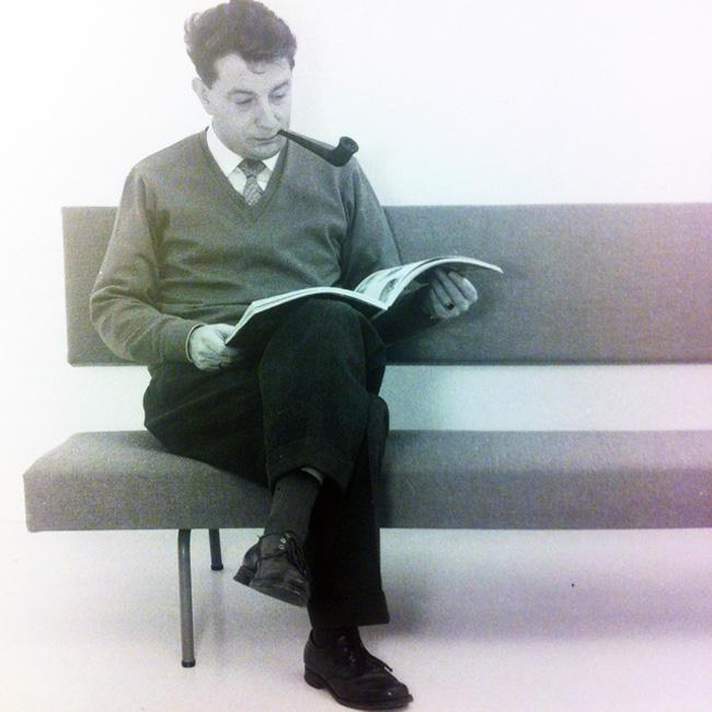 Soekis_Talk's tweet photo. What about this picture of Wim Rietveld sitting on his Gispen no. 447 back in 1956? #gispen #interior #midcentury http://t.co/xgNErtWBes