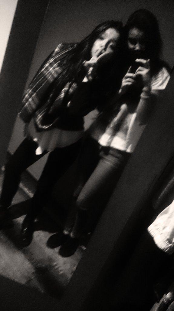LauraBabarro_'s tweet photo. Divasas @uxiacidr http://t.co/8yYlBIVvZ3
