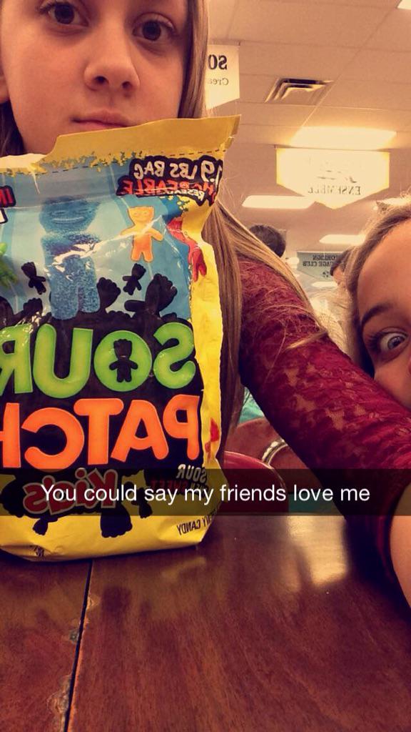 julia_kurowski's tweet image. Guess you could say I made some people's day💁 @pamela_tarap @maddy_pepke @lkowalczewski @torilaratonda #everyoneelse