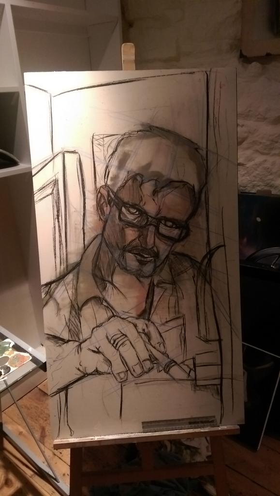 LaurenceNormArt's tweet photo. #progress on my #portrait14 inspired piece. All by eye, no grid. Now to paint! #art #artist #portrait2014 http://t.co/PeEGojp22h