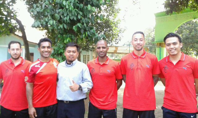 syachdeen's tweet photo. Hi Mr.... I'm akbar, do you still remember ??...@taffrahman http://t.co/WaFgk4qqkc