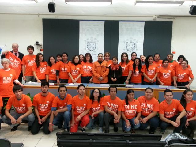 SaraLdeG's tweet photo. Los universitarios decimos "No a la violencia" y nos unimos para poner fin a la violencia contra las mujeres. http://t.co/FGO8sk55MW