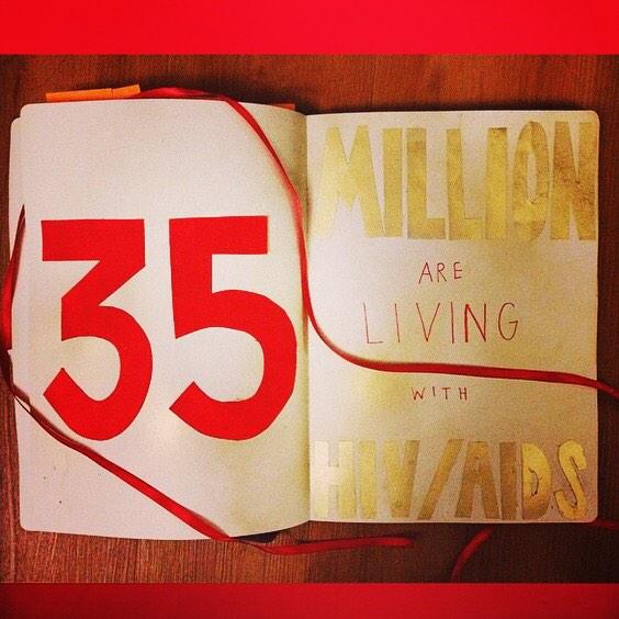 ONECampus's tweet photo. Loving GWU's addition to their #Moleskine for #oneREDday! #ONECampus @RED http://t.co/7nQTZd0ZvL