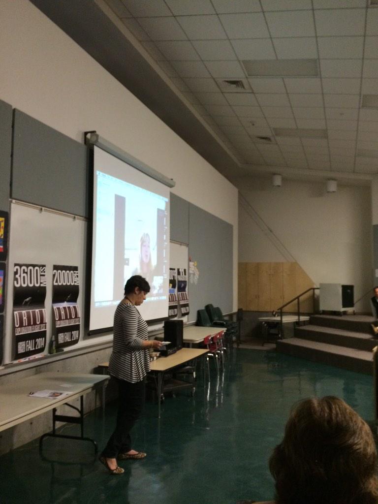 AnnaKKarol's tweet photo. Skyping with a real NASA scientist!!! @DA_Lyn_Streck http://t.co/msdN1vsK6F