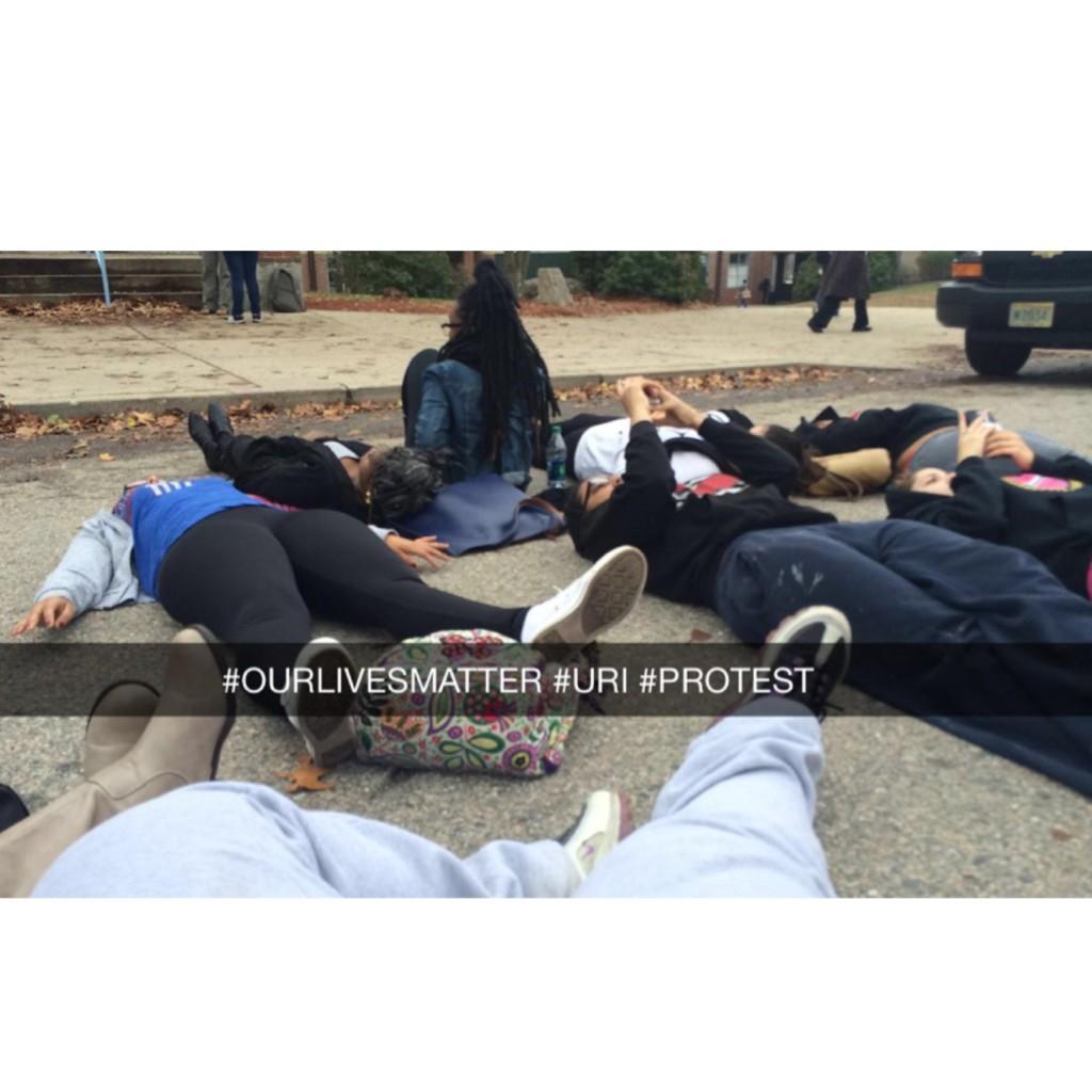 kaysColeWorld's tweet photo. #OURLIVESMATTER #URI  #RIPMikeBrown  @NBCNews @ABC7 @ABC7 @abc_es @ABC @msnbc_breaking http://t.co/Mp9DpJtqoV