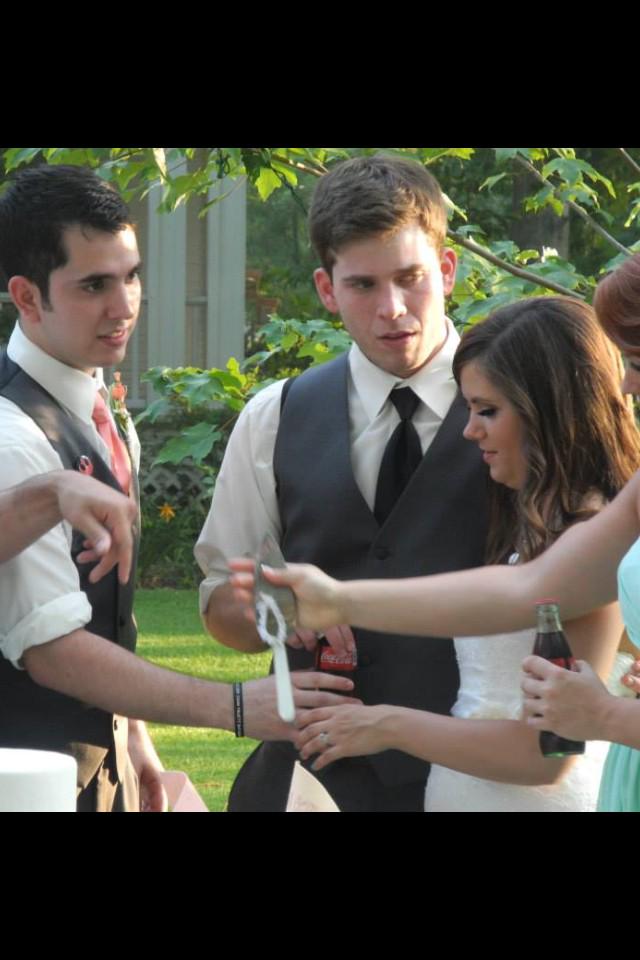TQuib's tweet photo. This time tomorrow I will be reunited with these amazing people!! @gustavogreene @madeline1128 &amp;&amp;&amp; @_choity http://t.co/TpECrMcdzU