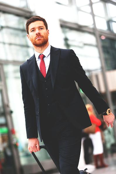 Happy 33rd birthday to one of the classiest, coolest, and most amazing footballers in this world, Xabi Alonso. 