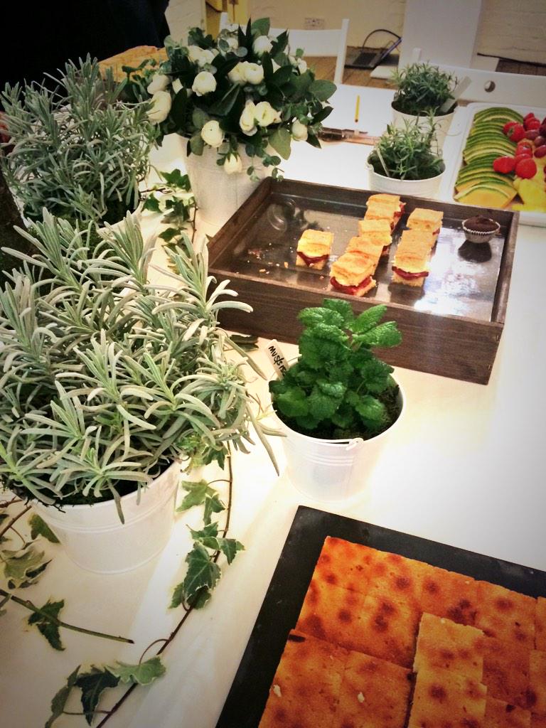 ElleBellFashion's tweet photo. Food too yummy and fashion too gorgeous to leave... @mintvelvet #MVSS15 http://t.co/9f0RvchLSq