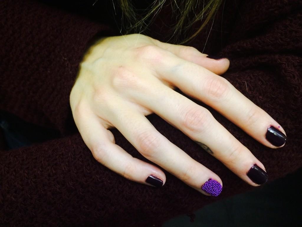 luceral's tweet photo. Pero que maravilla esta manicura de caviar de @thebeautyconcep #tbcbloggersday !!! Muero de amor http://t.co/UF5T89aFdo