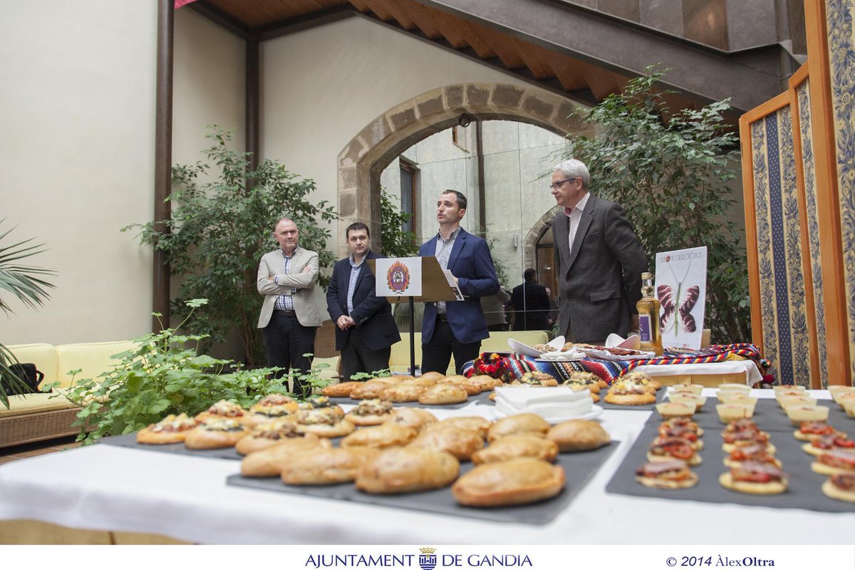 Del conill amb gamba de #Beniopa al arrossos tradicionals, caldos, peixos i carns ow.ly/ES71f