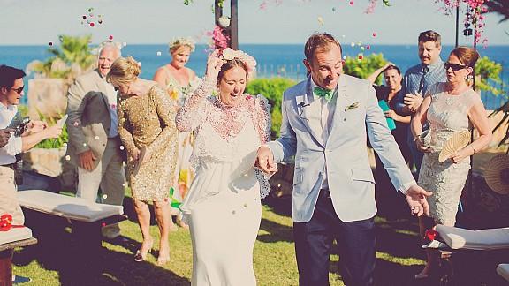 BodasDestino's tweet photo. ¿CÓMO ES TU BODA CUANDO TIENES 20, 30 o 40 años? En BDL @CameluMillan te lo cuenta... http://t.co/P1BBykwJgz http://t.co/3cu0l9N8GC