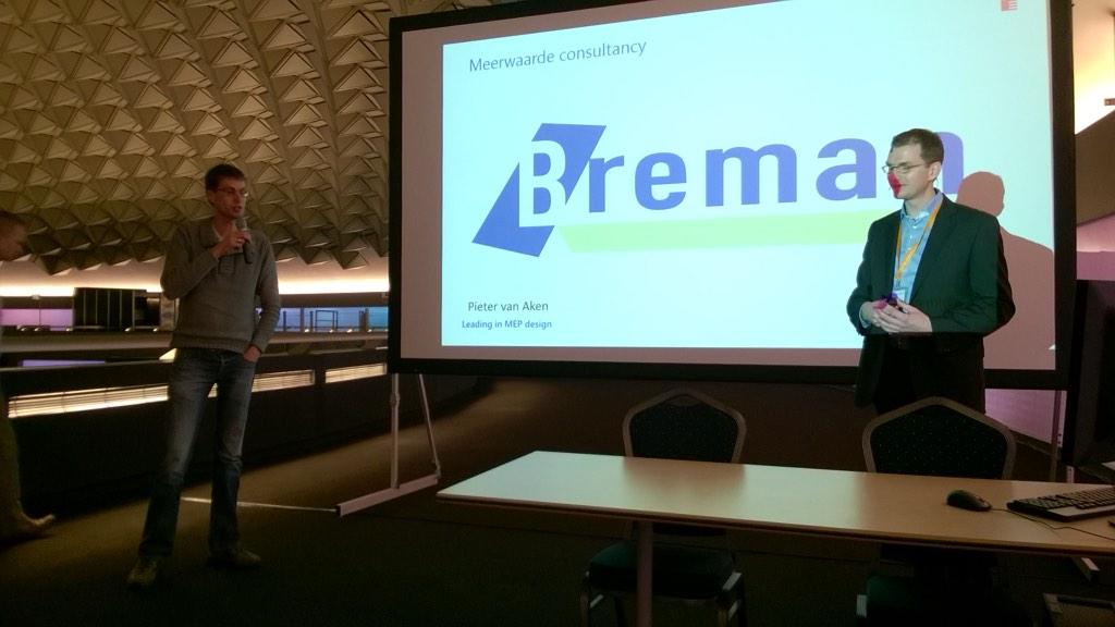 JaccoPrikken's tweet photo. Collega van #Breman Zwolle aan het woord tijdens een van de workshops tijdens #BIMlive #Sum2014 @stabiplan http://t.co/mb4WAi7Cn9