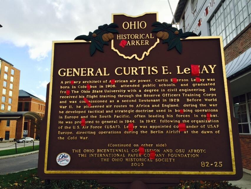 CLECenter's tweet image. “@ESPNCFB: It must be Michigan-Ohio State week.

OSU is boycotting the letter 'M' on campus. (h/t @RogerTerry) http://t.co/lEngdwCNAn”