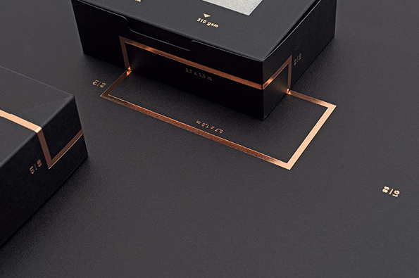 DesignStudio_88's tweet photo. Gorgeous project by German #design agency #Paperlux for makers of fine #paper GMUND http://t.co/R1BhvHQleW @Behance http://t.co/SrCN36pNVo
