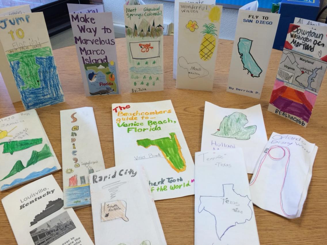LinkLions108's tweet photo. Classroom=travel agency today. Sharing our geography brochures! 🌎#socialstudies http://t.co/1WFt0YyO7E