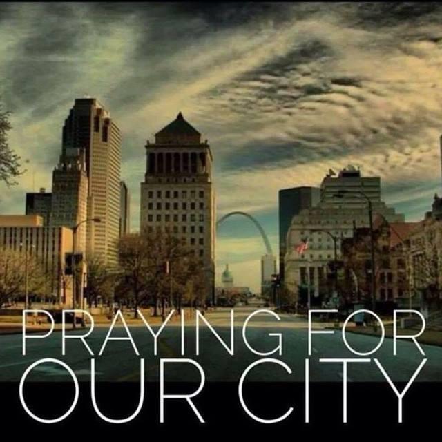 bbysquids's tweet photo. #PrayersForHome #PrayersForSTL http://t.co/Vj6Xxl1U6Q
