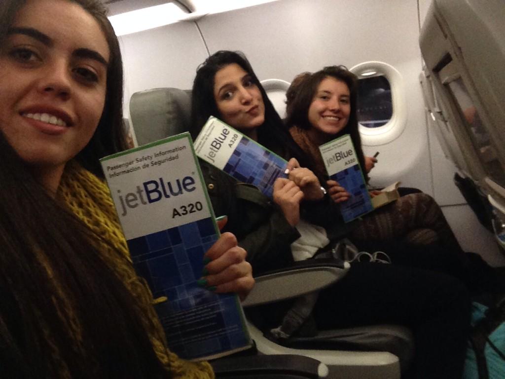 TurningGreenOrg's tweet photo. We're sad to see our #PGC2014 finalists leave, but happy that the crew from #Colombia is flying #green on @JetBlue! http://t.co/w0dy1Ivnte