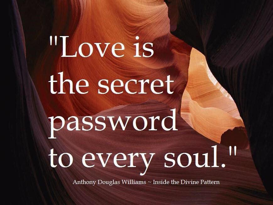 barbispence's tweet photo. @OscarPistorius @AimeePistorius @carlpistorius
#divinepattern LOVE is.. http://t.co/e6aC6ZwT4j