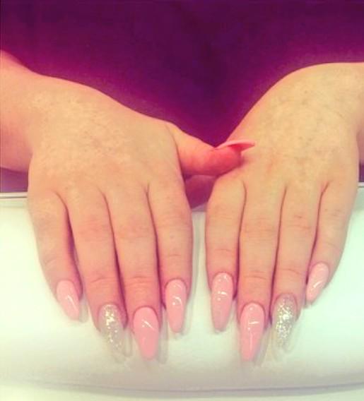 catnails's tweet photo. Our lovely young talented Suzan did these! Visit her in #Manchester @LoveBeautybyMM 01612365690 💅👏😍 http://t.co/pcgp3o7hcV