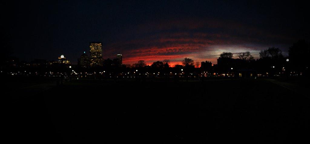Justin_Willman's tweet photo. Boston Common. http://t.co/lgtQIxzql8