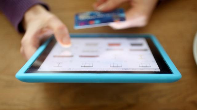 #BlackFriday &amp; #CyberMonday are approaching. Learn &amp; RT FBI tips for safe online purchasing: 1.usa.gov/1zlgUsJ