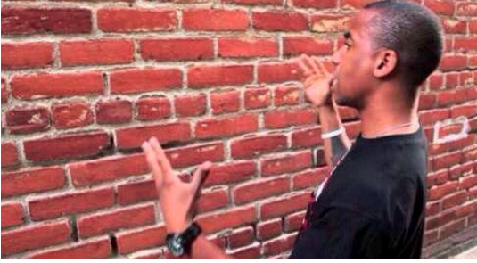 CauseWereGuys's tweet photo. Trying to win an argument with a woman is like… http://t.co/JFYcDAQPyB