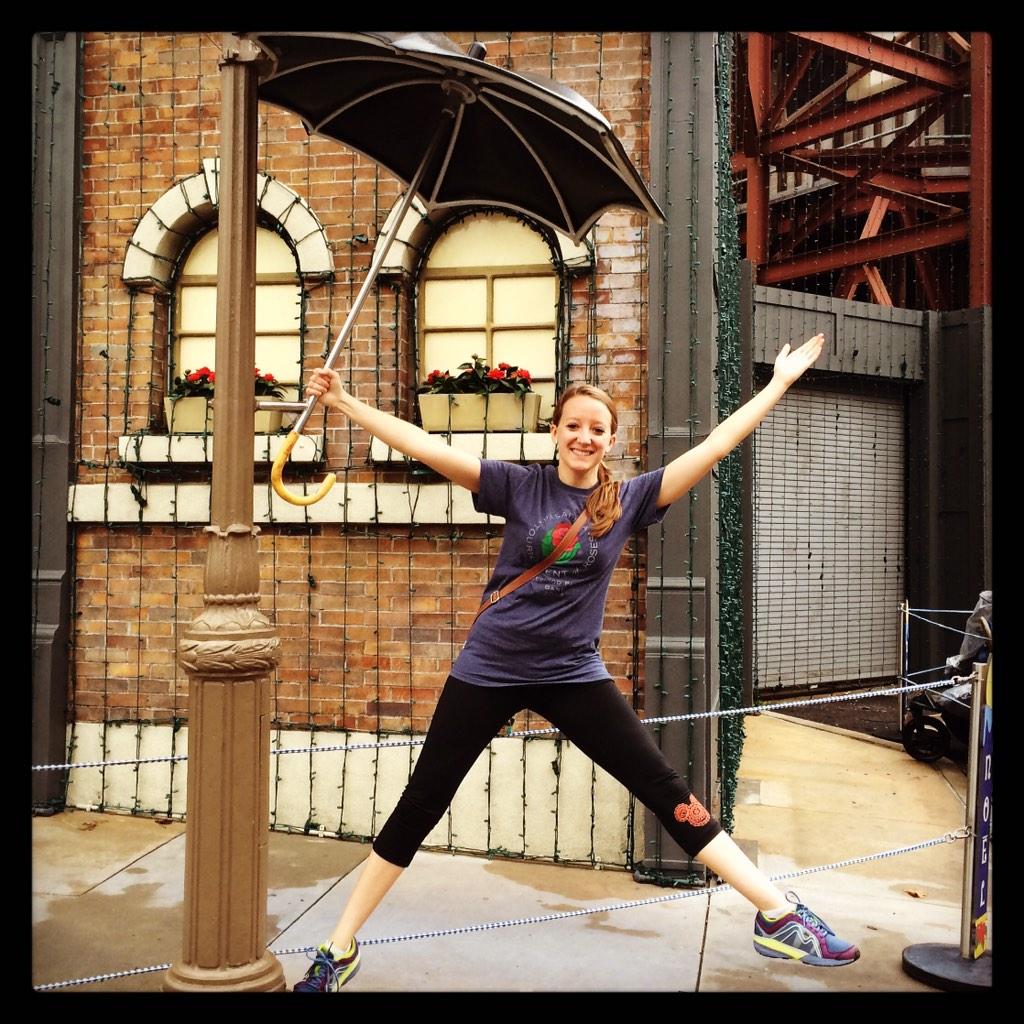 Le_bearden's tweet photo. Singin' in the Rain #HCSletsplay http://t.co/MfxjWNz0pu