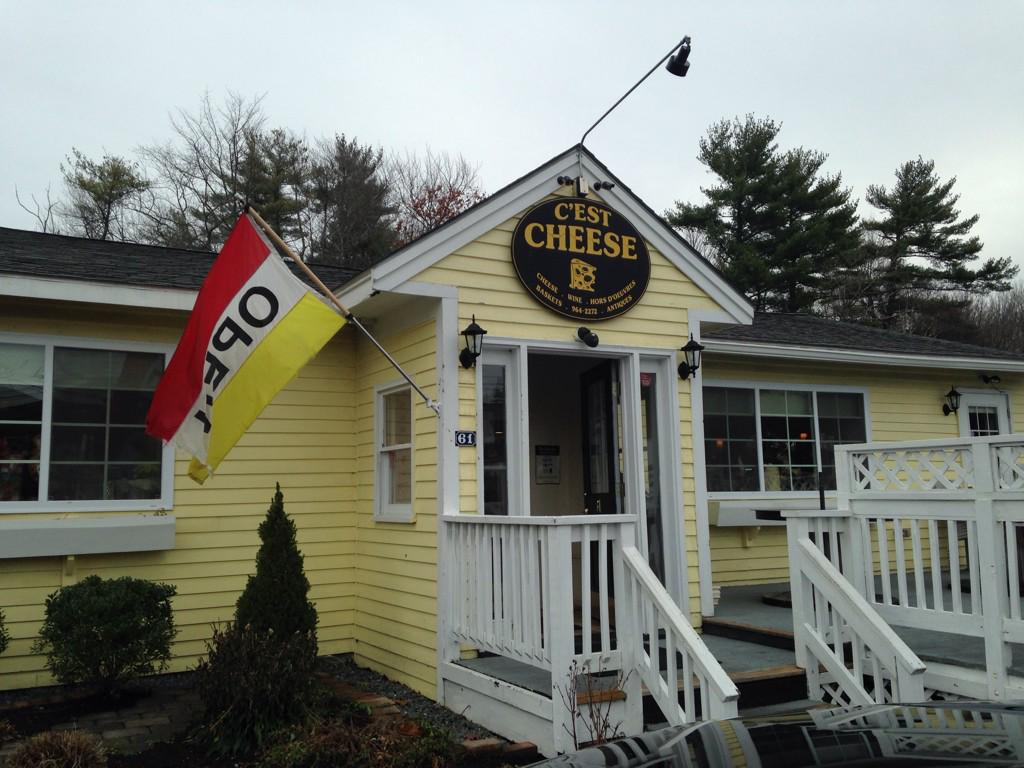FancyFlights's tweet photo. C'est Cheese in North Hampton, NH, will be carrying our products! Be sure to stop by! http://t.co/vel9FvBFu9