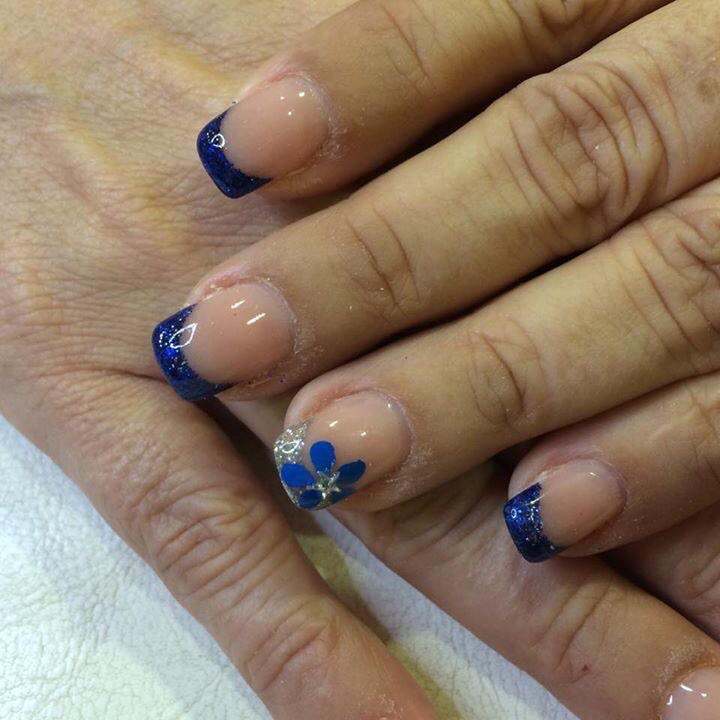 esteticamata's tweet photo. Llega la #Navidad y... La Purpurina. http://t.co/Pbc9XX0AtA