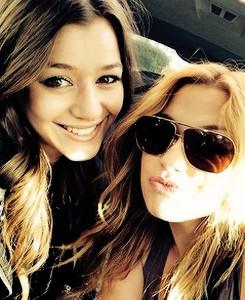 calder_boo's tweet photo. Babe ✊✌️ http://t.co/ZruN8jxKIT