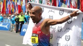 Boston26_2_Pro's tweet image. Why Meb Should Be 2014 Sports Illustrated Sportsman of Year - Competitor.com po.st/rYQKMl @runmeb