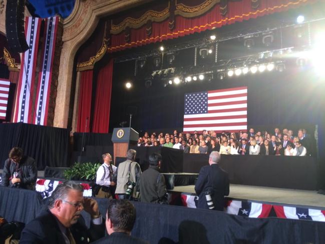 IntegraComm's tweet photo. Waiting for #BarackObama to address #Polish community in #Chicago! #Polonia http://t.co/SiXOtRHjwN