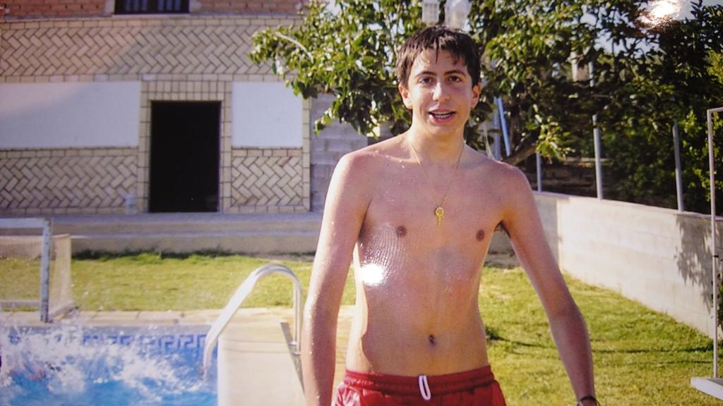 guitasarpaca's tweet photo. Ay ay ayyyyyy!! Mira que musculitos!! Si es que yo lo valgo!! #BuenasNoches jajaja @alemarjap ni en el Gym Ja&amp;Ro http://t.co/zR7P3gubIr