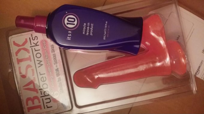 Love coming home to a goodie package in the mail which means I get to spoil back too! 😊😙 http://t.co/SuHwswAzEz<a href="/tag/hometown"class="tags"><span>#hometown</span></a><a href="/tag/buffalo"class="tags"><span>#buffalo</span></a>